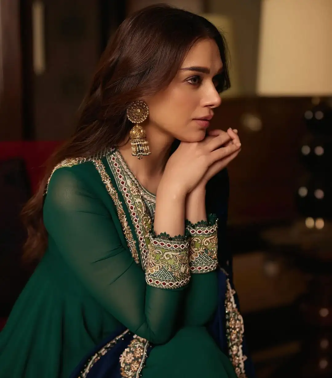 BOLLYWOOD ACTRESS ADITI RAO HYDARI STILLS IN GREEN DRESS 13